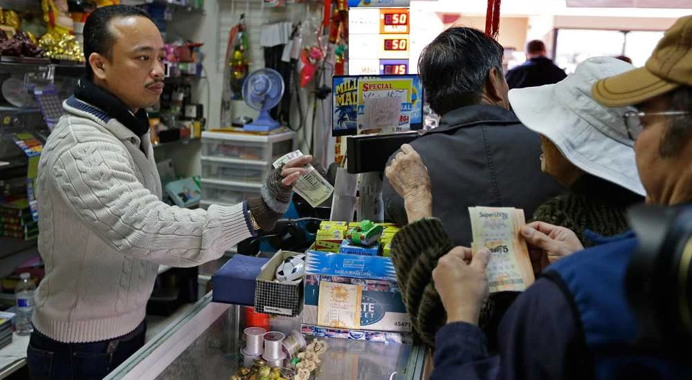 Người Việt trúng số 324 triệu USD xin nghỉ việc vĩnh viễn ảnh 1